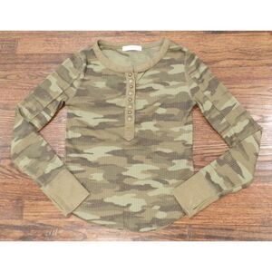 Free People We The Free Camo Long Sleeve Shirt Top Women's Size Small